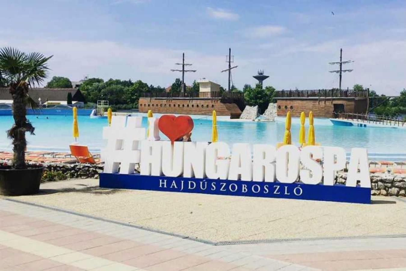 Szilfak City Apartman Hajdúszoboszló المظهر الخارجي الصورة