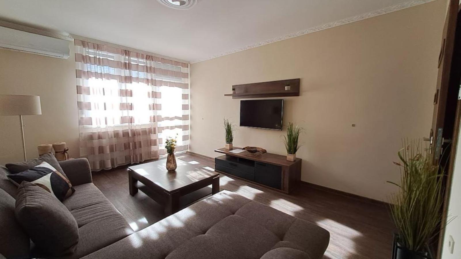 Szilfak City Apartman Hajdúszoboszló المظهر الخارجي الصورة