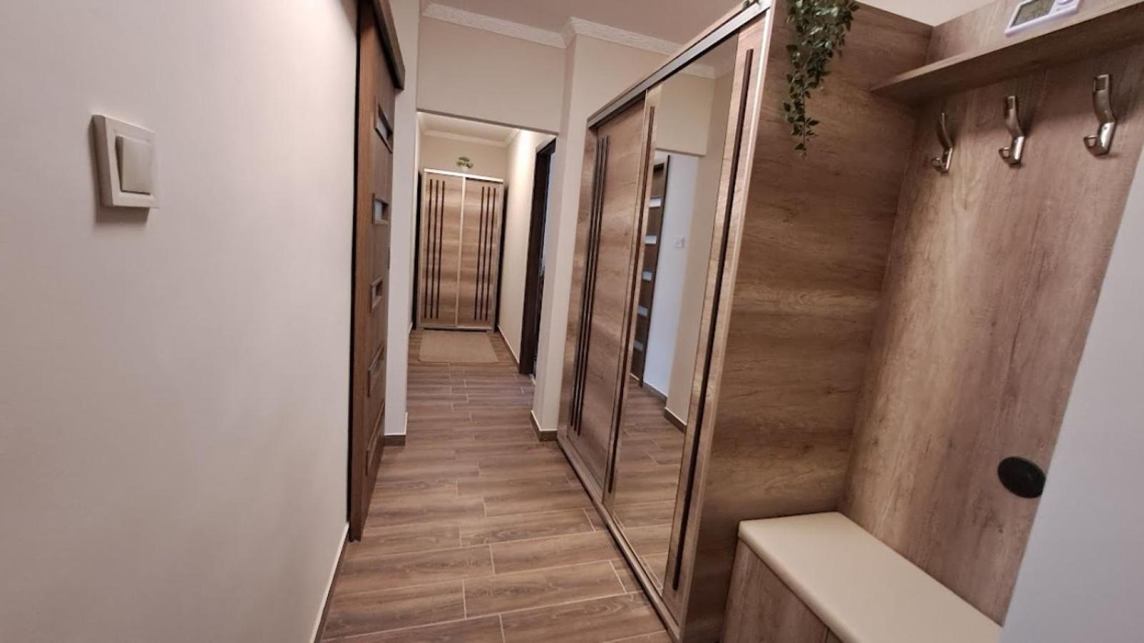 Szilfak City Apartman Hajdúszoboszló المظهر الخارجي الصورة
